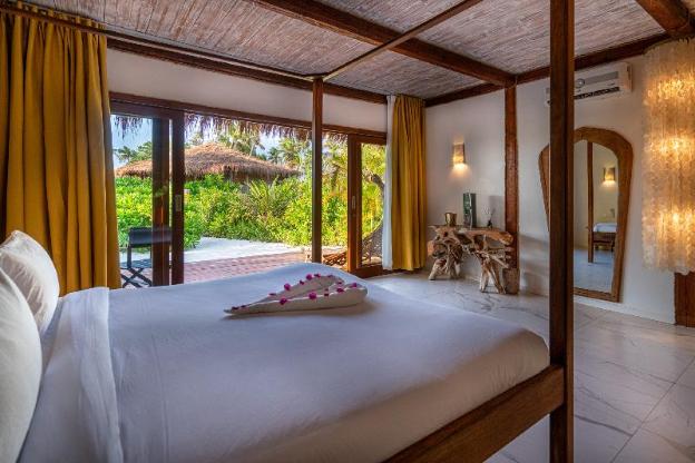 sensations eco chic hotel