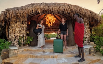 sensations eco chic hotel