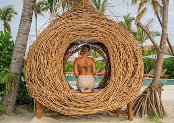 sensations eco chic hotel