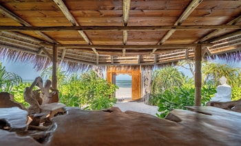 sensations eco chic hotel