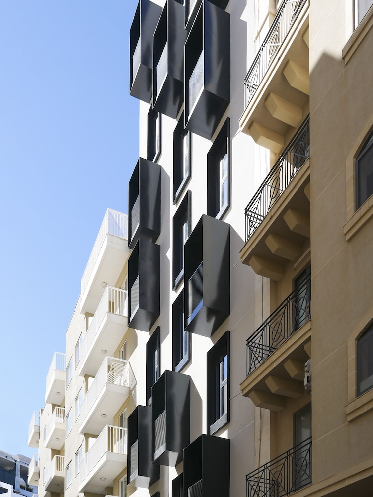eleven by warren collection