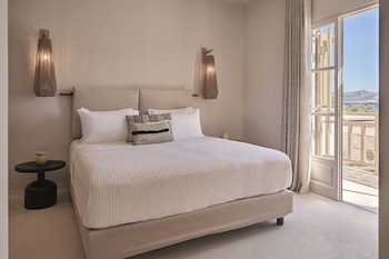 utopia hotel