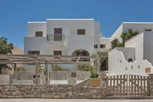 utopia hotel