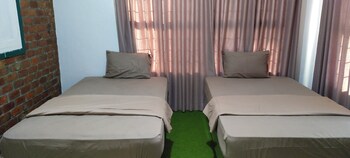 oyo 92767 losmen griya mulia katingan