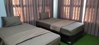 oyo 92767 losmen griya mulia katingan