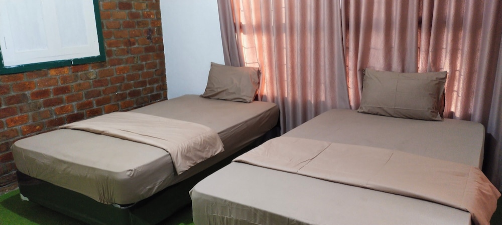 oyo 92767 losmen griya mulia katingan