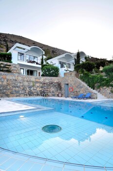 elounda living residencies