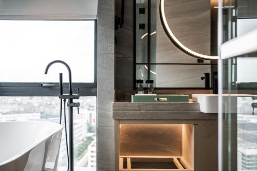 shenzhen investon hotel