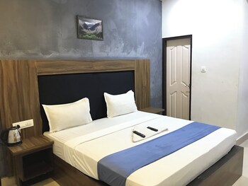 hotel queen residency