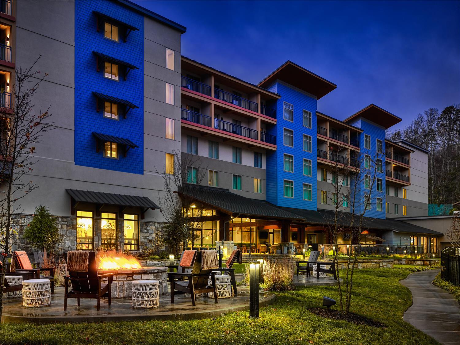 embassy suites by hilton gatlinburg resort
