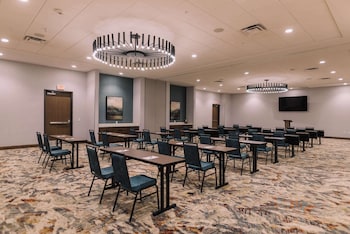 embassy suites by hilton gatlinburg resort