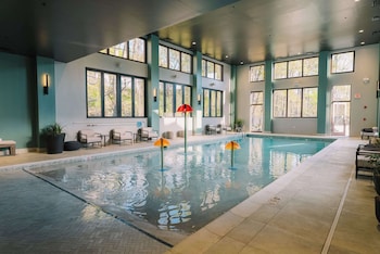 embassy suites by hilton gatlinburg resort