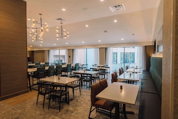 embassy suites by hilton gatlinburg resort