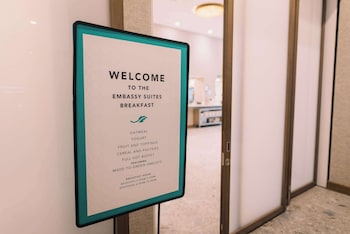 embassy suites by hilton gatlinburg resort