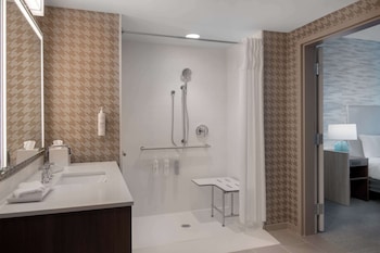 home2 suites by hilton jacksonville downtown