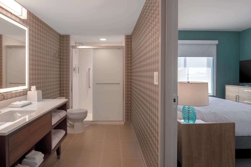 home2 suites by hilton jacksonville downtown