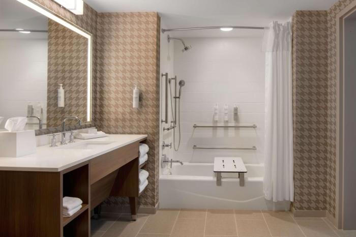 home2 suites by hilton jacksonville downtown