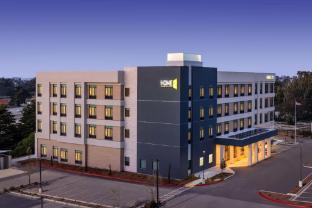 home2 suites by hilton at the dunes on monterey bay