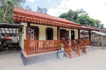 homestay nike bed