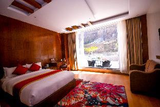 hotel natural spring pvt ltd