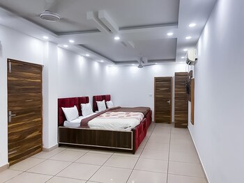 roomshala 087 green high