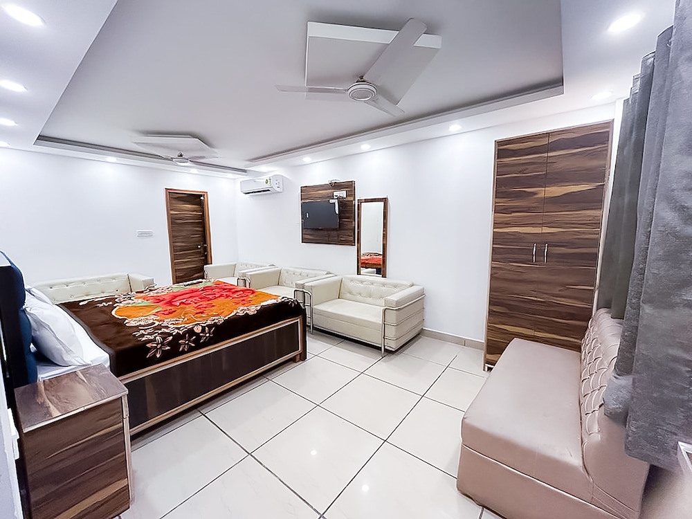 roomshala 087 green high