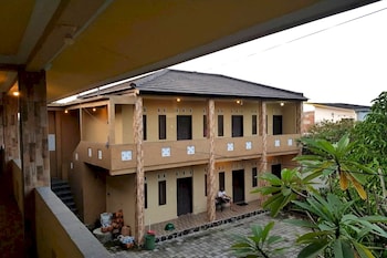 oyo 92756 kos moncok