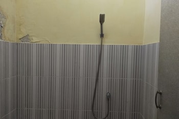 oyo 92756 kos moncok