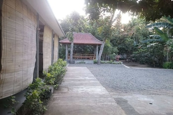 oyo 92756 kos moncok