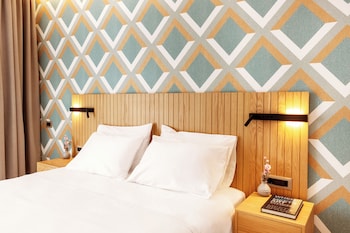 days city suites athens