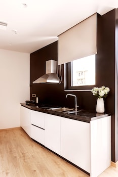 days city suites athens