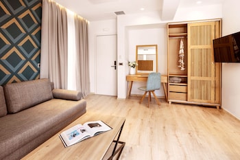 days city suites athens