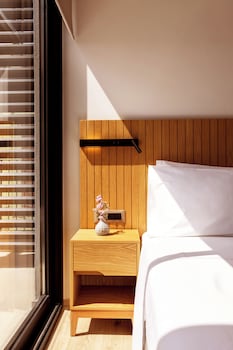 days city suites athens