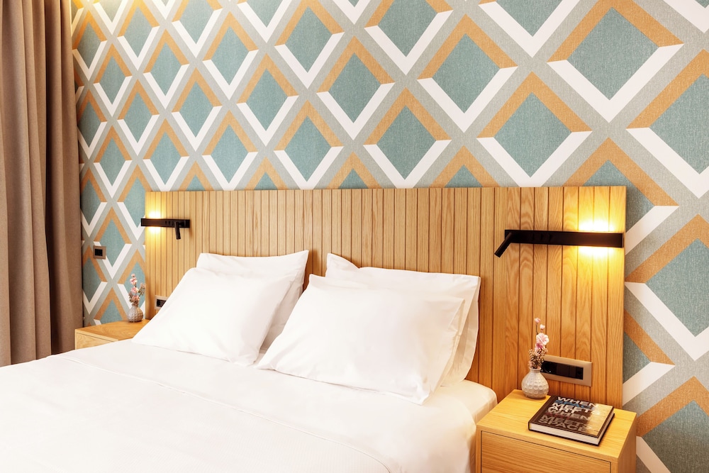 days city suites athens