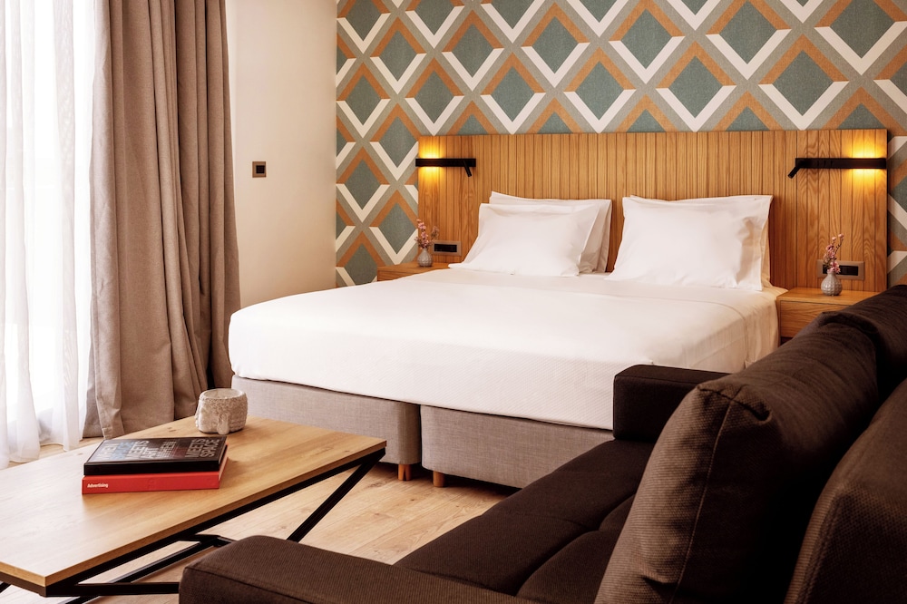 days city suites athens