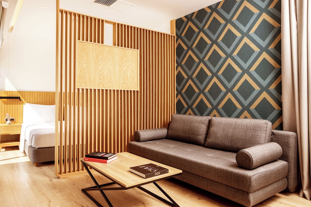 days city suites athens