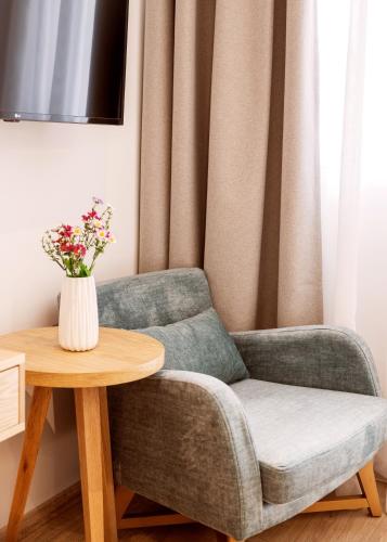 days city suites athens