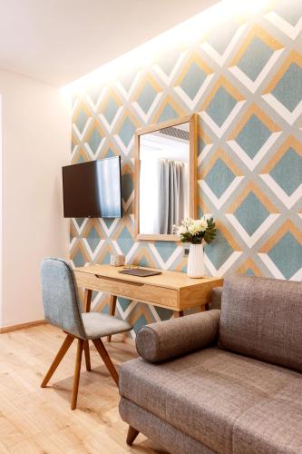 days city suites athens