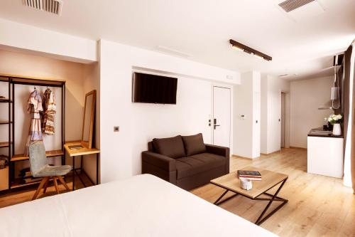 days city suites athens