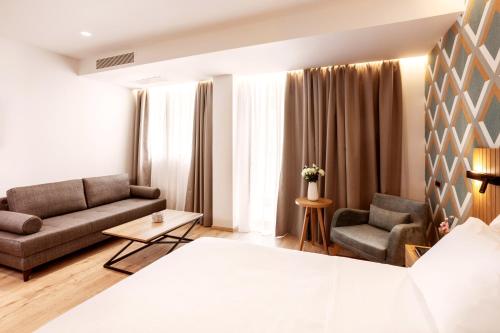 days city suites athens