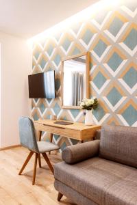 days city suites athens