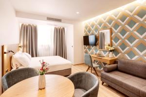 days city suites athens