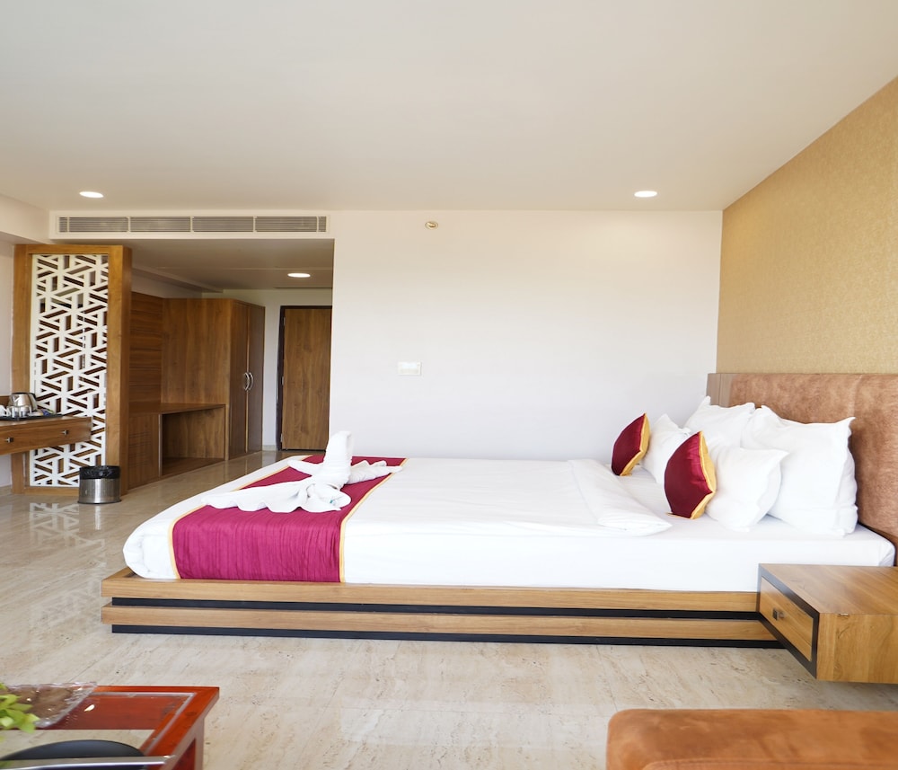 bamboo saa mulberry resort pushkar