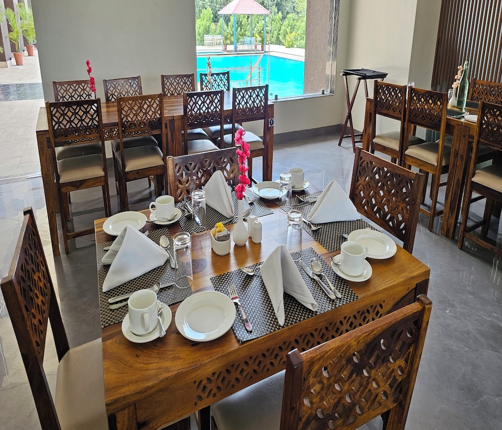 bamboo saa mulberry resort pushkar