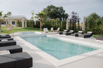 kallithea village hotel