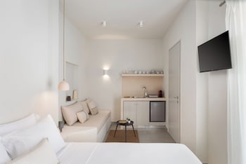 kythea suites kythnos
