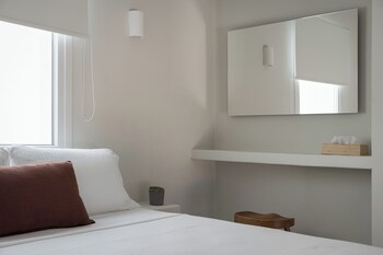 kythea suites kythnos