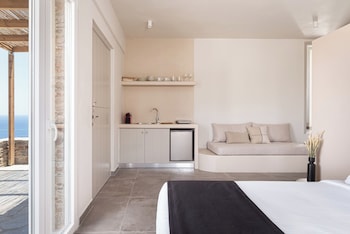 kythea suites kythnos