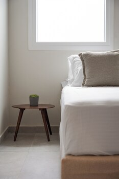 kythea suites kythnos