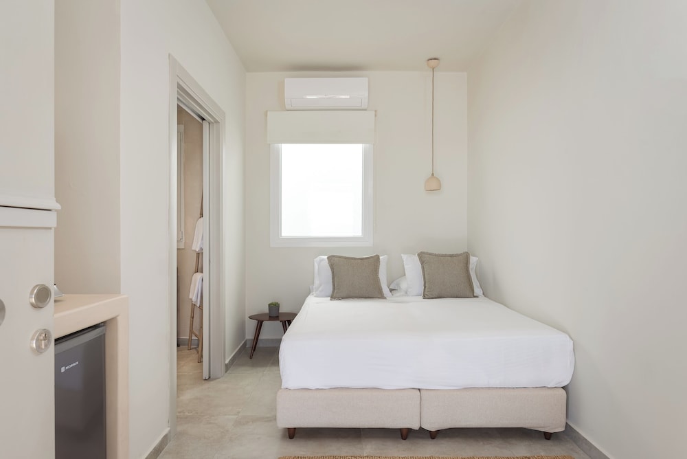 kythea suites kythnos